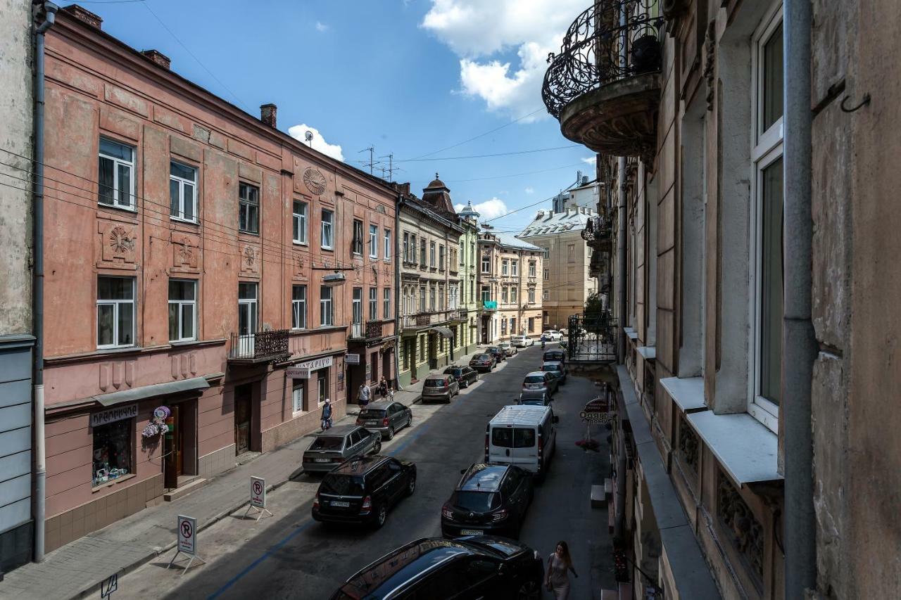 Lux Apartments In The Center Lviv Dış mekan fotoğraf